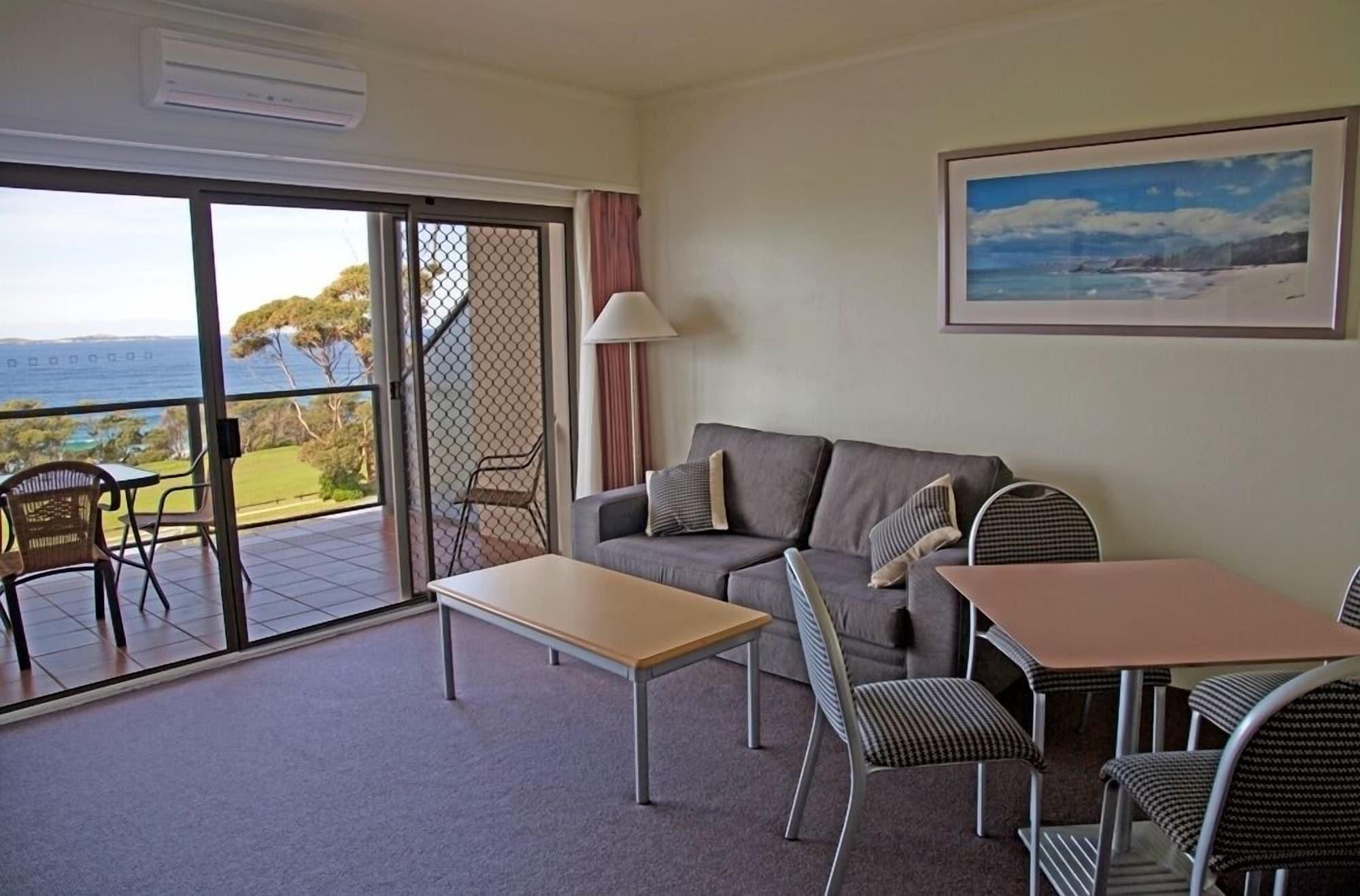 Amooran Oceanside Apartments And Motel Narooma Ngoại thất bức ảnh