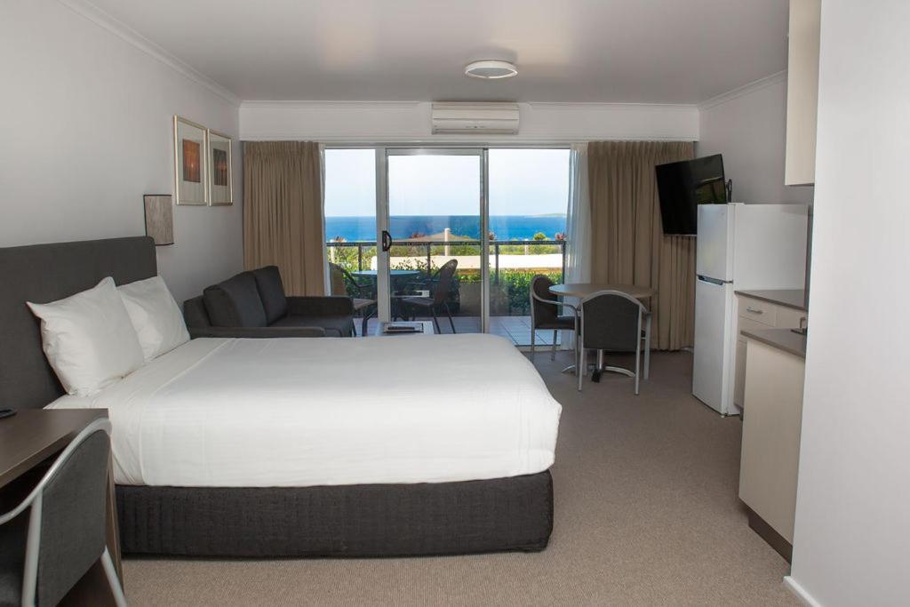 Amooran Oceanside Apartments And Motel Narooma Ngoại thất bức ảnh