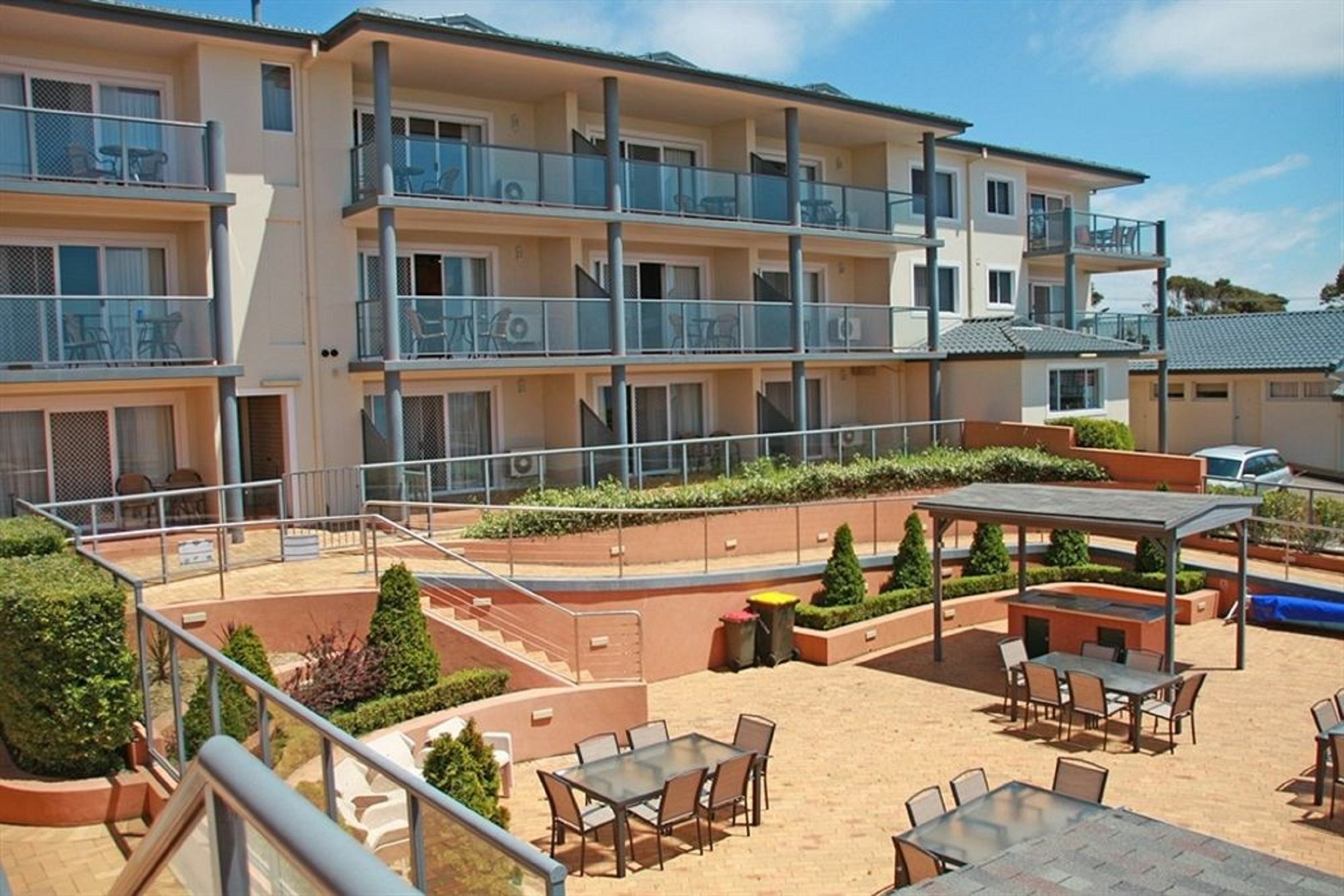 Amooran Oceanside Apartments And Motel Narooma Ngoại thất bức ảnh