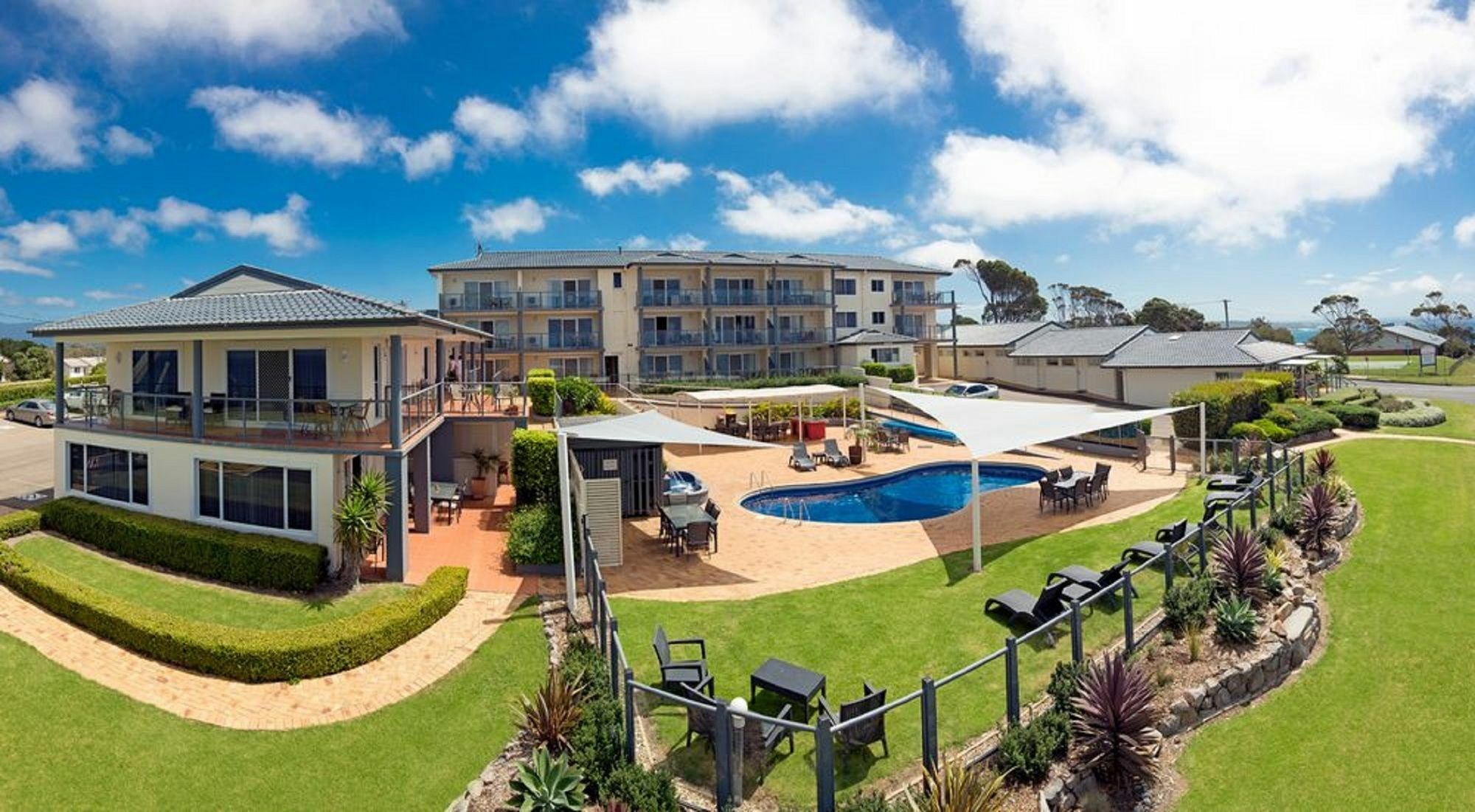 Amooran Oceanside Apartments And Motel Narooma Ngoại thất bức ảnh